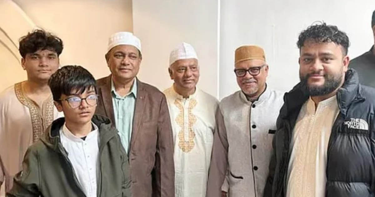 প্রকাশ্যে হাছান মাহমুদ, ঈদ করলেন লন্ডনে