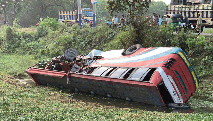 কেন্দ্রীয় নেতাদের কবর জিয়ারতে গিয়ে ৩ জামায়াতকর্মী নিহত, আহত ৪০