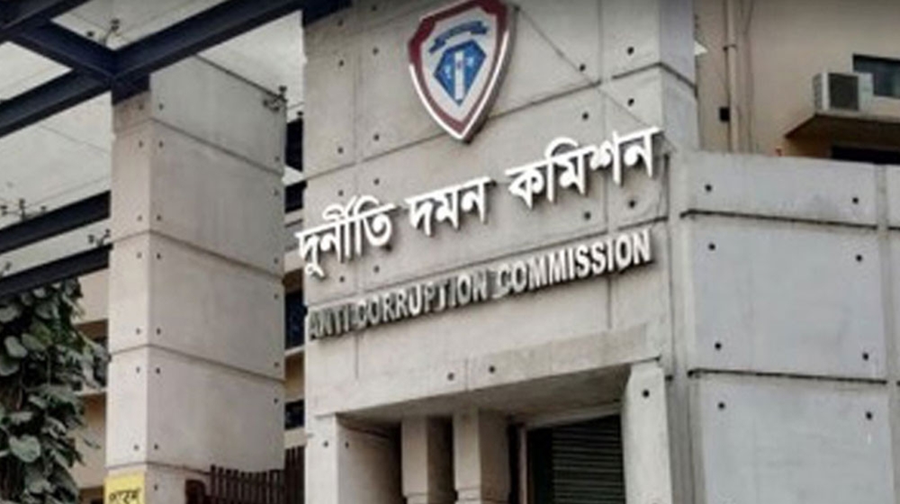 দেশের ৩৫ সাব রেজিস্ট্রি অফিসে দুদকের অভিযান