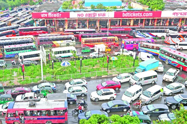 টার্মিনালের বাস রাস্তায় ► তীব্র যানজটে ভোগান্তি ► অগ্রগতি নেই টার্মিনাল সরানো প্রকল্পের