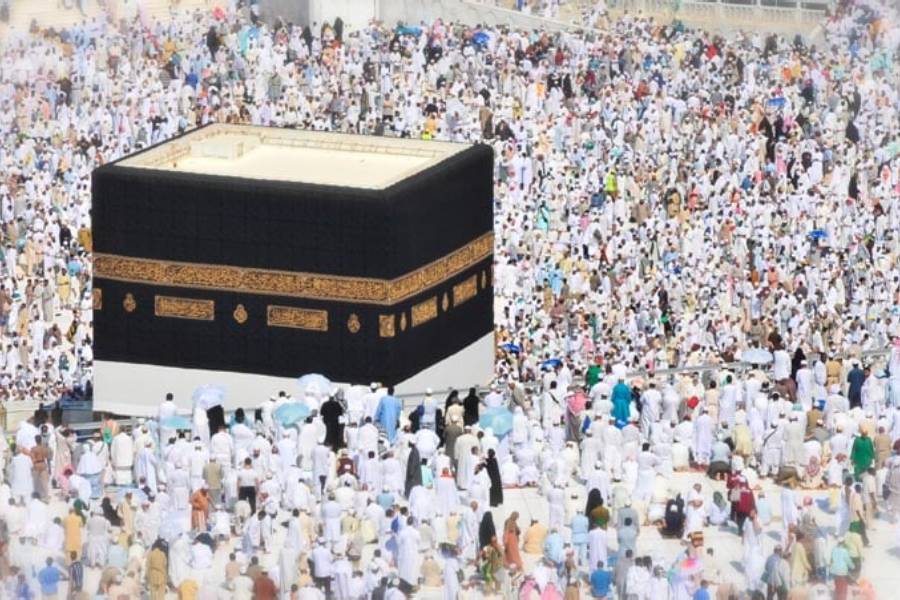 61,724 Bangladeshis reach Saudi Arabia for Hajj: Official