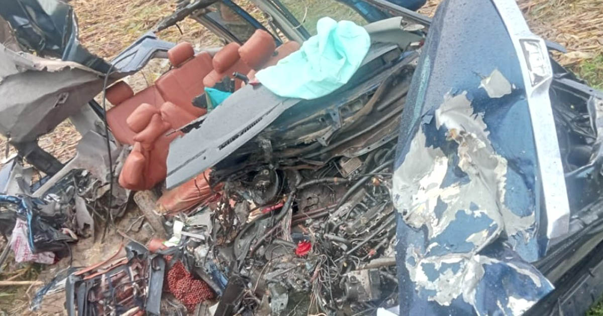 দিনাজপুরে ট্রাক-মাইক্রোবাস সংঘর্ষে নিহত ৪