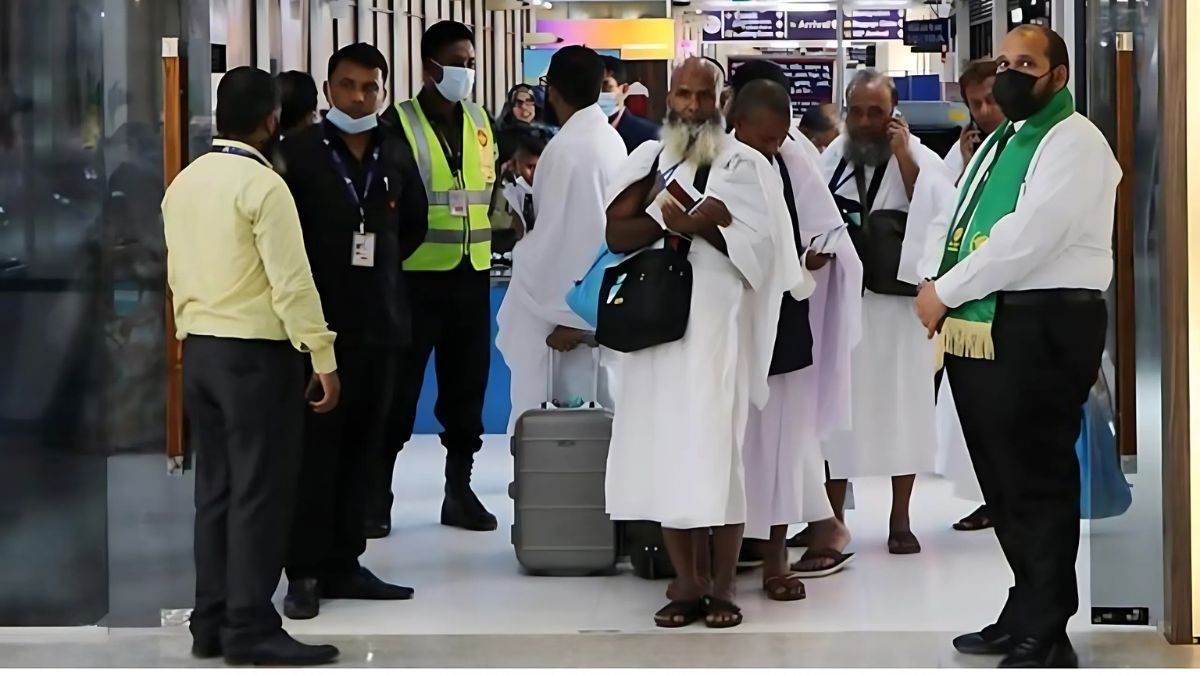 হজ শেষে দেশে ফিরেছেন ২৬১০৯ হাজি