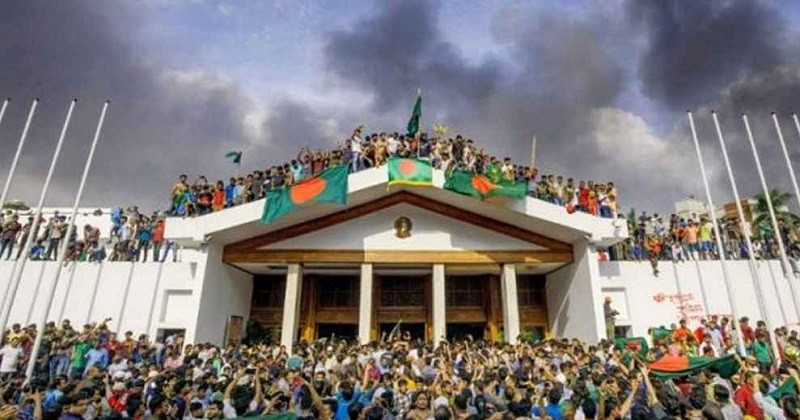 গণঅভ্যুত্থানের বর্ষপূর্তিতে শহীদ মিনারে চলচ্চিত্র প্রদর্শনী-কনসার্ট, থাকছে ড্রোন শো’