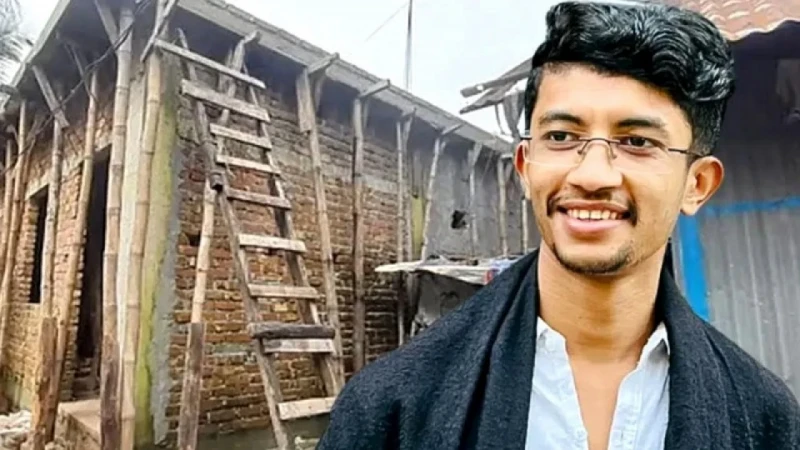 চাঁদাবাজির ঘটনায় গ্রেপ্তার  গ্রামে রিয়াদের পাকা বাড়ি ঘিরে গুঞ্জন