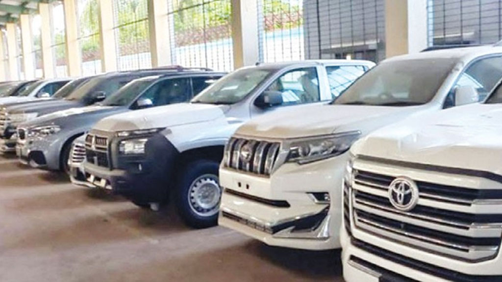 সরকারি টাকায় গাড়ি কেনা ও বিদেশ সফর বন্ধ