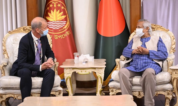 আর্থিক খাতে অন্তর্বর্তী সরকারের পদক্ষেপের প্রশংসা করলেন বিশ্ব ব্যাংকের ভাইস প্রেসিডেন্ট