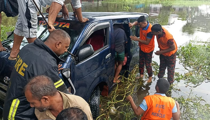 আবু সাঈদ হত্যা: অভিযোগ গঠন করে বিচার শুরুর নির্দেশ