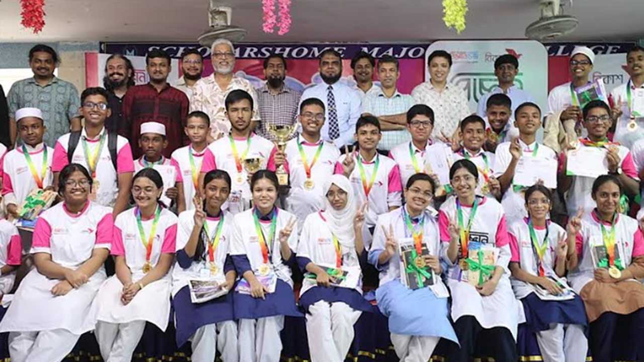 সিলেট ও খুলনায় শেষ হলো বিকাশ–বিজ্ঞানচিন্তার আঞ্চলিক বিজ্ঞান উৎসব