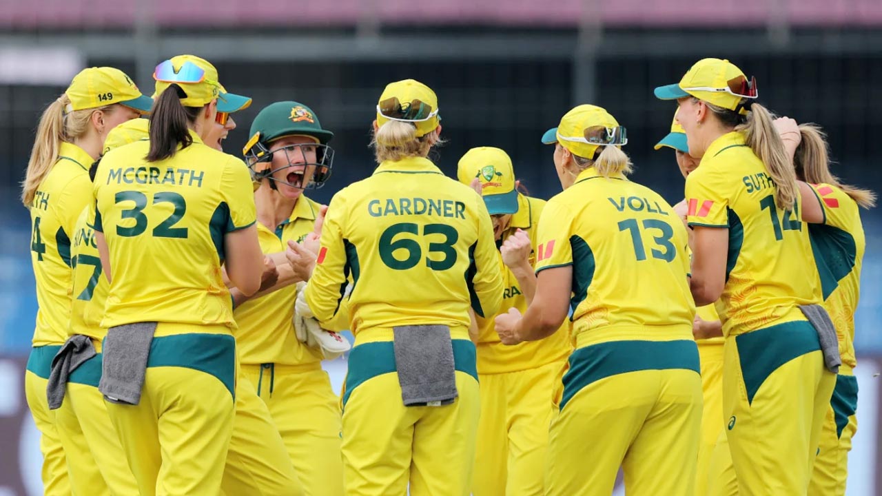 ভারতে বিশ্বকাপ খেলতে এসে শ্লীলতাহানির শিকার অস্ট্রেলিয়ার দুই নারী ক্রিকেটার