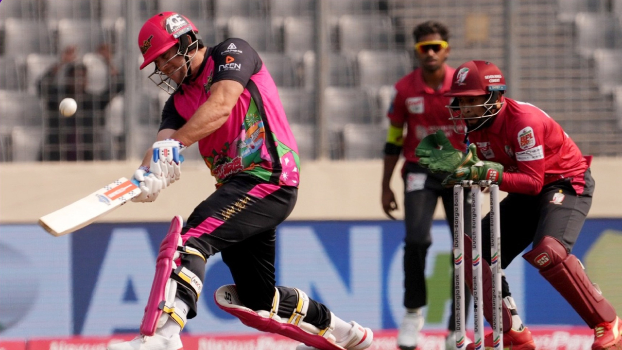 বিপিএল-১২: ফ্র্যাঞ্চাইজি মালিকানা চেয়ে আবেদন শেষ, অপেক্ষায় চূড়ান্ত দল