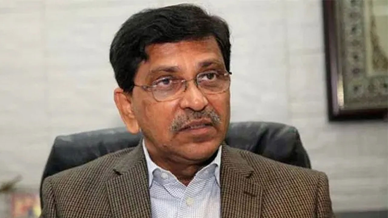 হানিফসহ ৪ জনের বিরুদ্ধে মানবতাবিরোধী অপরাধের অভিযোগ গঠনের শুনানি