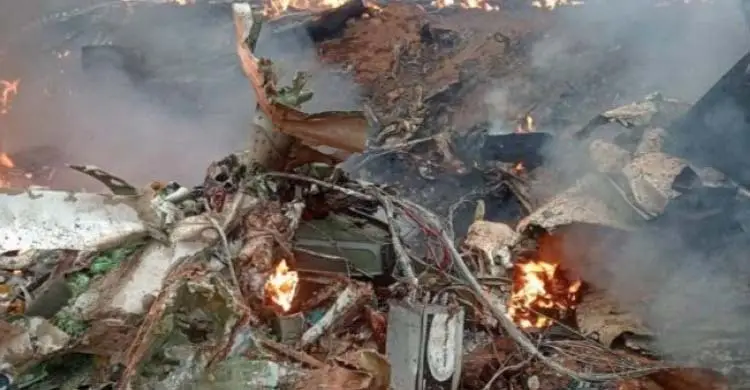 কেনিয়ায় পর্যটকবাহী ছোট প্লেন বিধ্বস্ত: ১২ জন নিহত হওয়ার আশঙ্কা