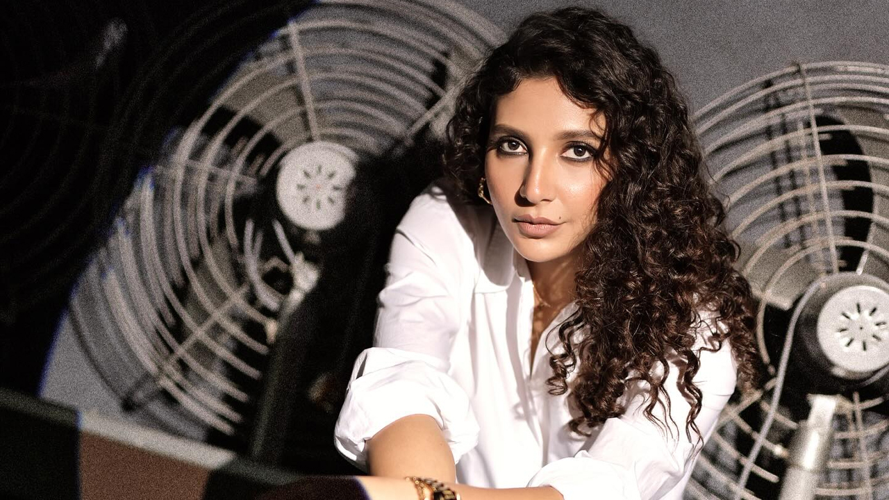 শুভশ্রী গাঙ্গুলীকে ‘লেডি সুপারস্টার’ তকমা নিয়ে মন্তব্য