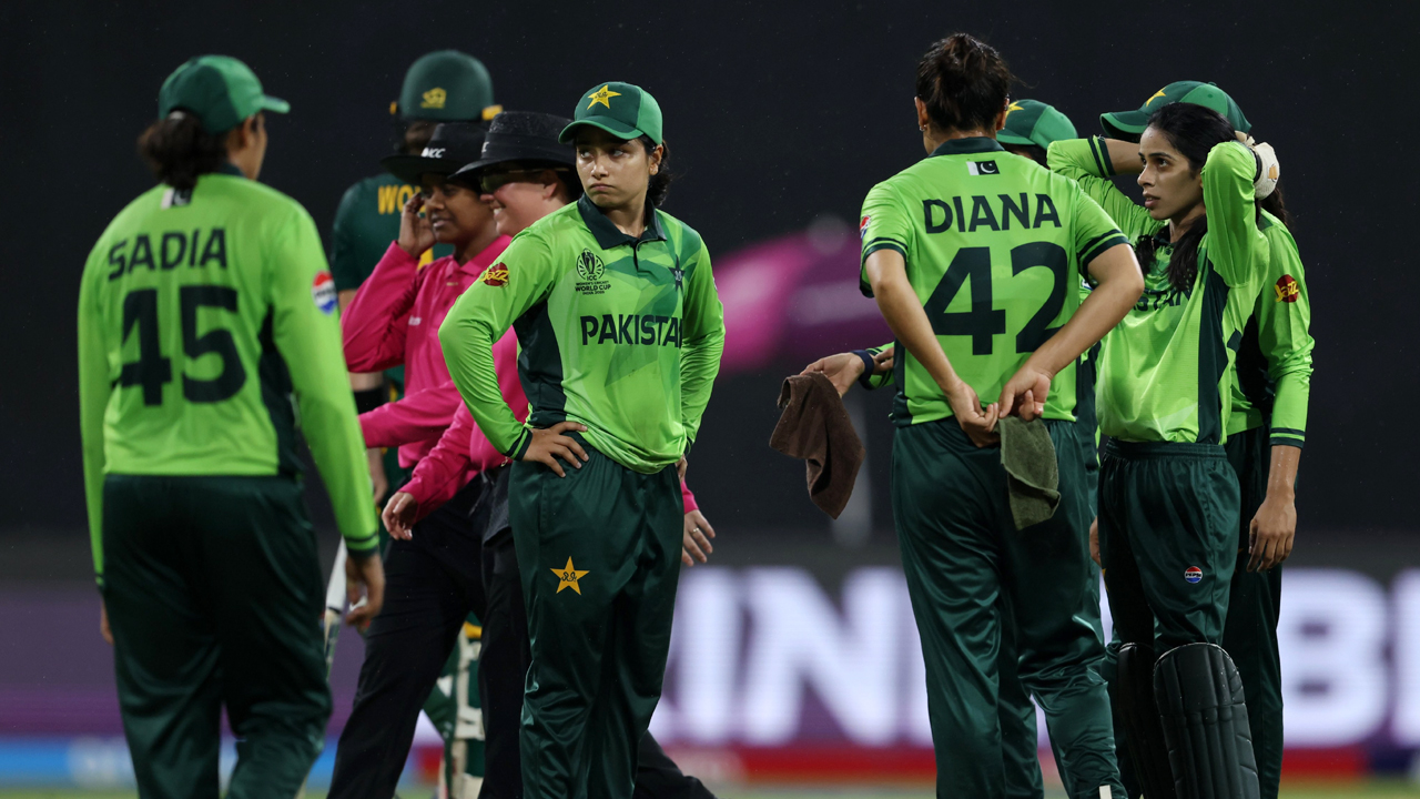 মেয়েদের ওয়ানডে বিশ্বকাপে সেমিফাইনাল নিশ্চিত করতে শেষ লড়াইয়ে তিন দল