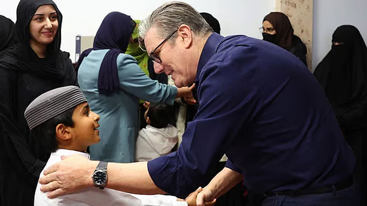 যুক্তরাজ্যে মুসলিম সম্প্রদায়ের নিরাপত্তা বৃদ্ধিতে ১ কোটি পাউন্ড বরাদ্দ