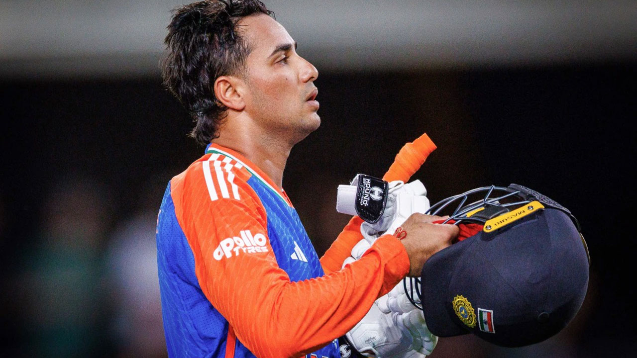 অভিষেক শর্মার নতুন রেকর্ড: টি-টোয়েন্টিতে দ্রুততম হাজার রানের ভারতীয় ব্যাটারদের মধ্যে দ্বিতীয়