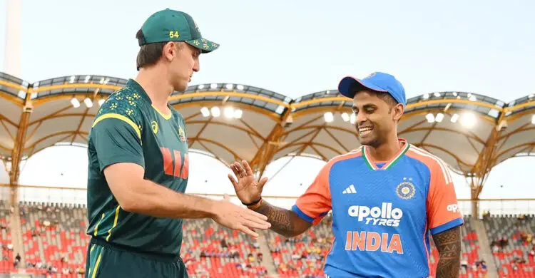 ভারতের বিপক্ষে সিরিজ সমতায় ফেরাতে বাঁচামরার লড়াইয়ে অস্ট্রেলিয়া