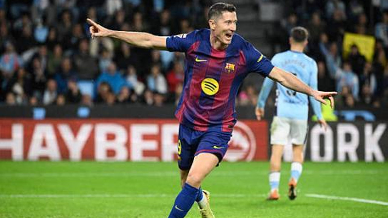 লেভানডোভস্কির হ্যাটট্রিক, বার্সা জিতল ৪-২ গোলে সেল্টা ভিগোর বিরুদ্ধে