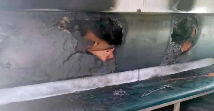 ময়মনসিংহে জারিয়া লোকাল ট্রেনে আগুন, কয়েকটি সিট ক্ষতিগ্রস্ত