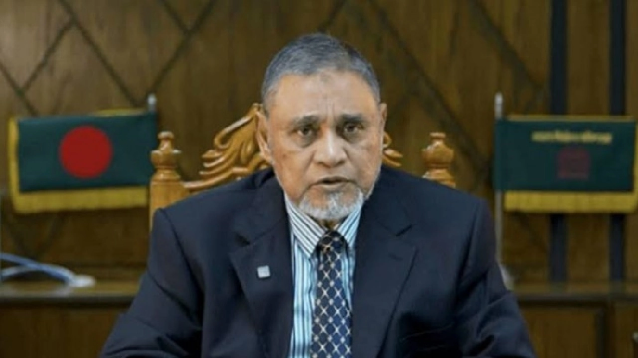 ত্রয়োদশ জাতীয় সংসদ নির্বাচন ও গণভোট সামনে রেখে নিরাপত্তা প্রস্তুতি পর্যালোচনায় সশস্ত্র বাহিনীর শীর্ষ পর্যায়ের বৈঠক