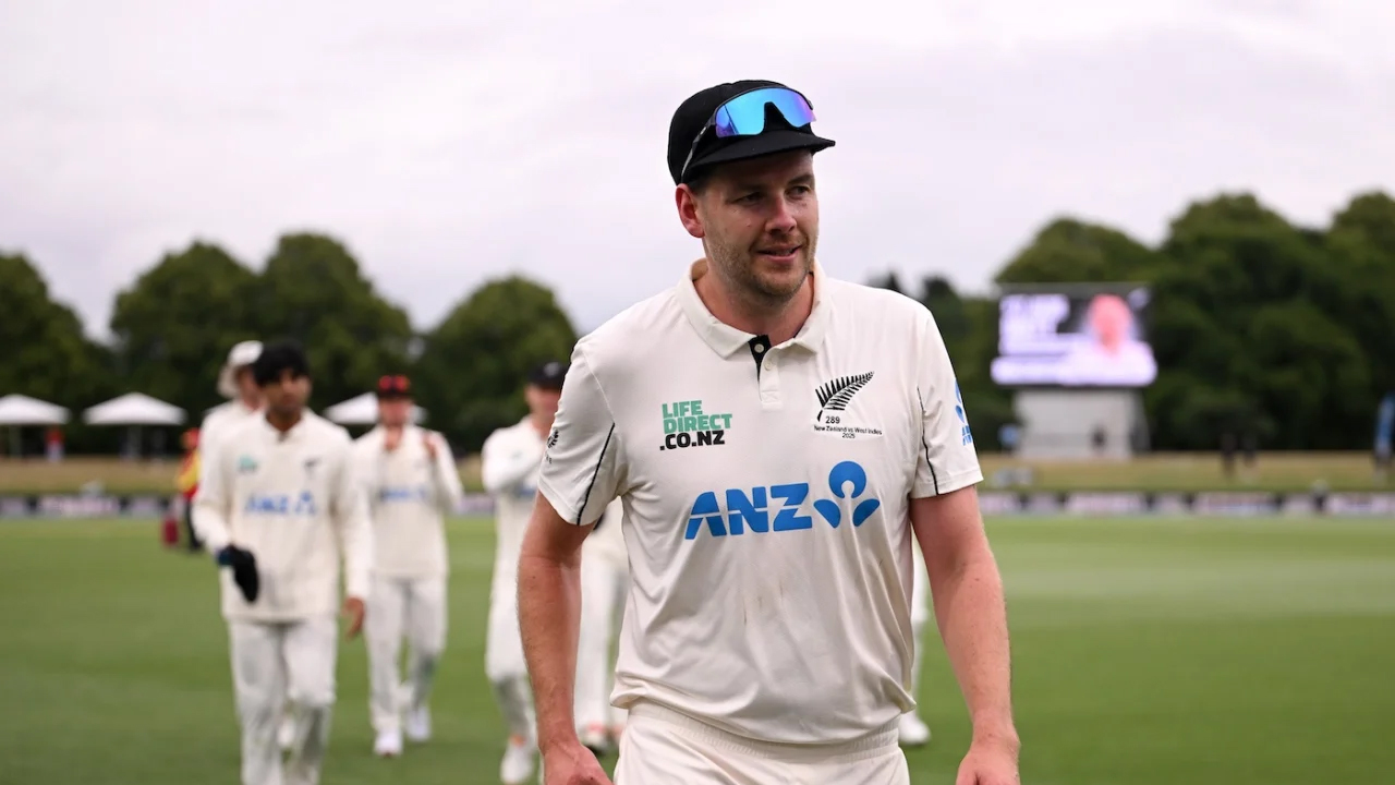 নিউজিল্যান্ড-ওয়েস্ট ইন্ডিজ টেস্টে ব্যাটিংয়ে ধুঁকছে ক্যারিবিয়ানরা