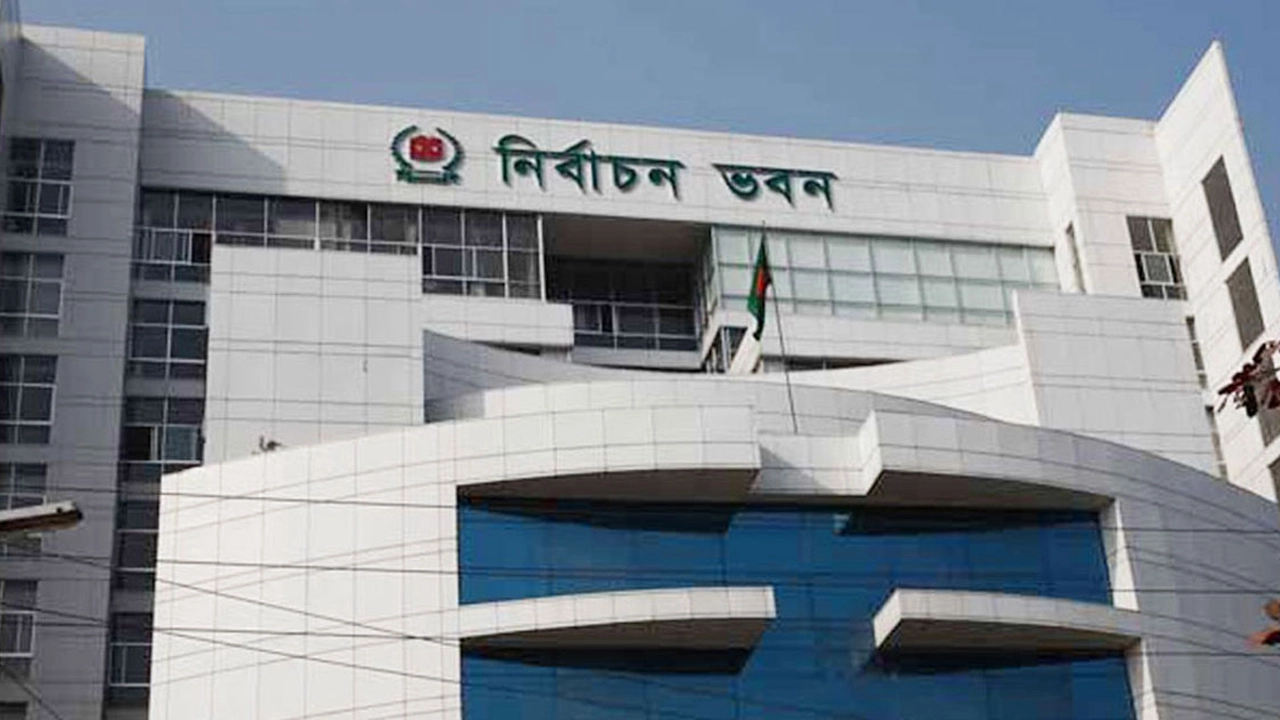 ত্রয়োদশ জাতীয় সংসদ নির্বাচন ও গণভোট ফেব্রুয়ারির প্রথম দিকে অনুষ্ঠিত হবে