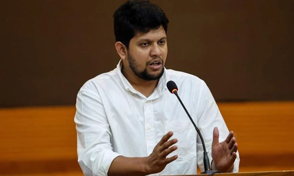 ২০২৪ সালের জুলাই বিপ্লবকে বাংলাদেশের দীর্ঘ গণতান্ত্রিক সংগ্রামের ধারাবাহিকতা হিসেবে উল্লেখ করলেন মাহফুজ আলম