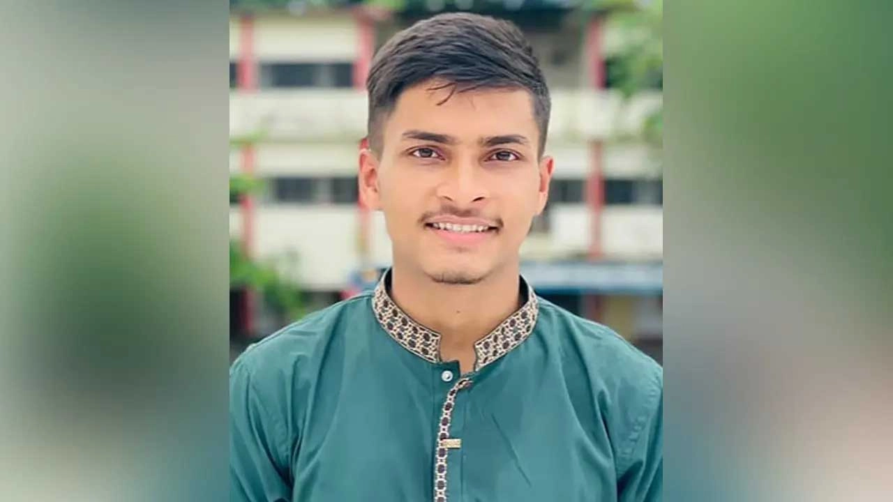 চট্টগ্রামের লোহাগাড়ায় ছুরিকাঘাতের ঘটনা, যুবক গুরুতর আহত