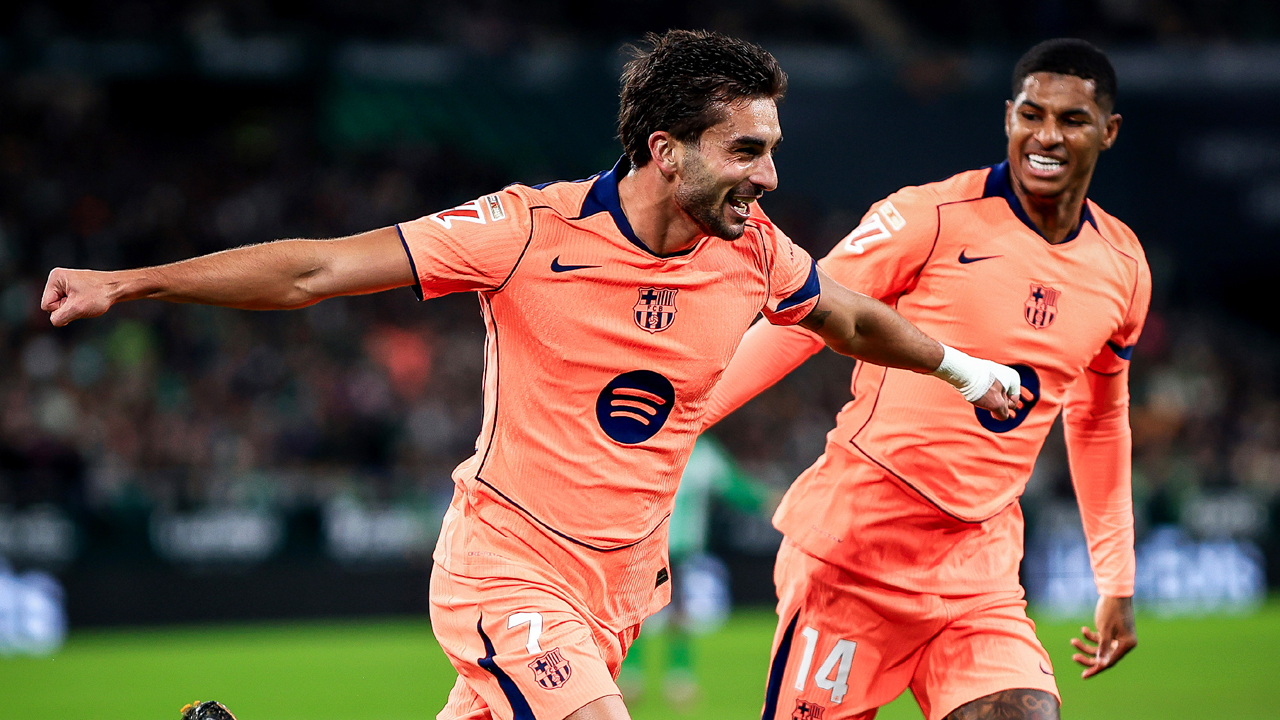 বার্সেলোনার গোলবন্যায় রিয়াল বেটিস পরাস্ত