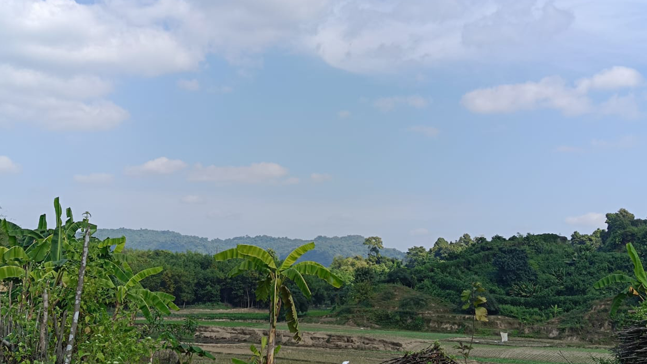ঘুমধুম সীমান্তে মিয়ানমারের ভেতরে মর্টার নিক্ষেপ, আতঙ্কে স্থানীয় বাসিন্দারা