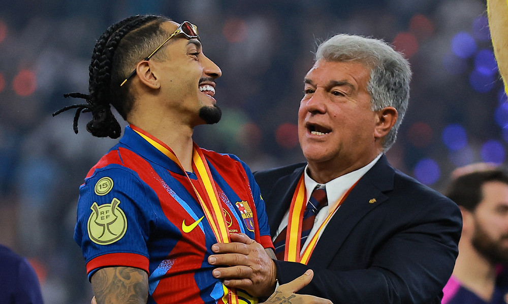 বার্সেলোনা রাফিনিয়ার জোড়া গোলে স্প্যানিশ সুপার কাপ জিতে ইতিহাস গড়ল