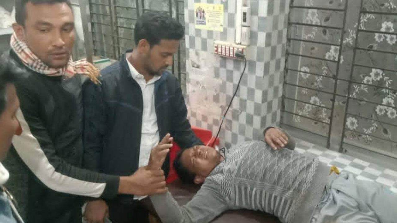 বরগুনা পাথরঘাটায় জামায়াত-বিএনপি সংঘর্ষ, দুই নেতা গুরুতর আহত