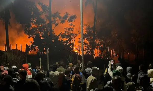 শায়েস্তাগঞ্জে অগ্নিকাণ্ডে ১৫ বসতঘর ভস্মীভূত, ১৩ পরিবার নিঃস্ব