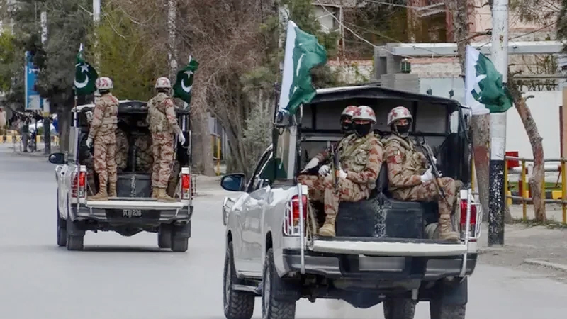 খারানে নিরাপত্তা বাহিনীর অভিযানে ১২ জন নিহত, একযোগে স্থাপনায় হামলার চেষ্টা ব্যর্থ