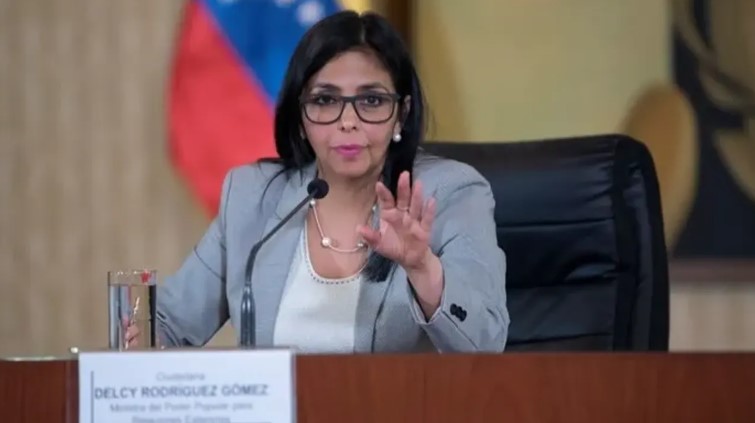 ভেনেজুয়েলায় অন্তর্বর্তী প্রেসিডেন্টের দায়িত্বে ডেলসি রদ্রিগেজ