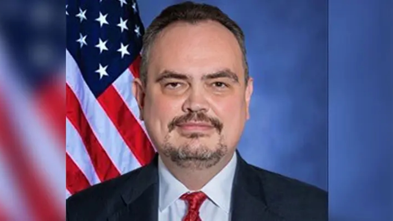 যুক্তরাষ্ট্রের নবনিযুক্ত রাষ্ট্রদূত ব্রেন্ট ক্রিস্টেনসেন ঢাকায় পৌঁছাচ্ছেন